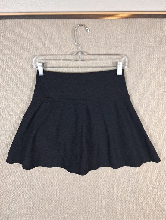 Beyond Yoga Dresses & Skirts - Beyond Yoga Spacedye Hot Shot Circle Skort Size Small Black Heather Activewear